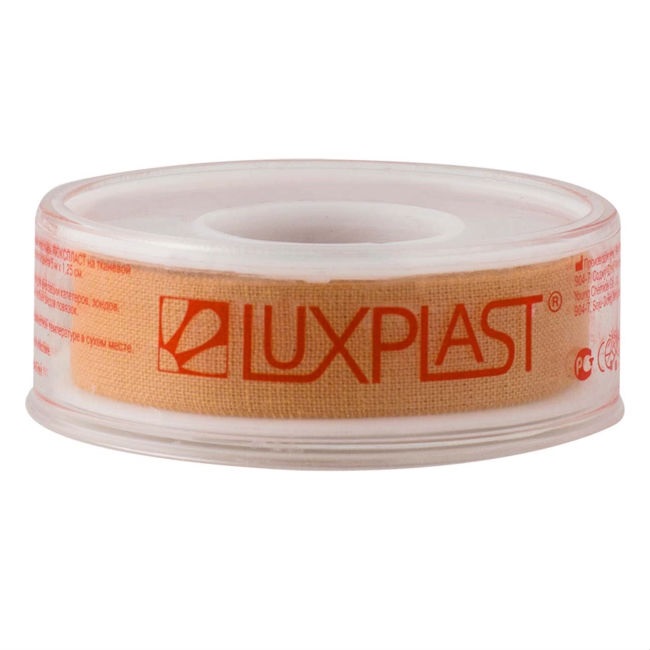 Лейкопластырь (Luxplast 5м х 1,25см фикс., ткан. телесн.(катушка) )